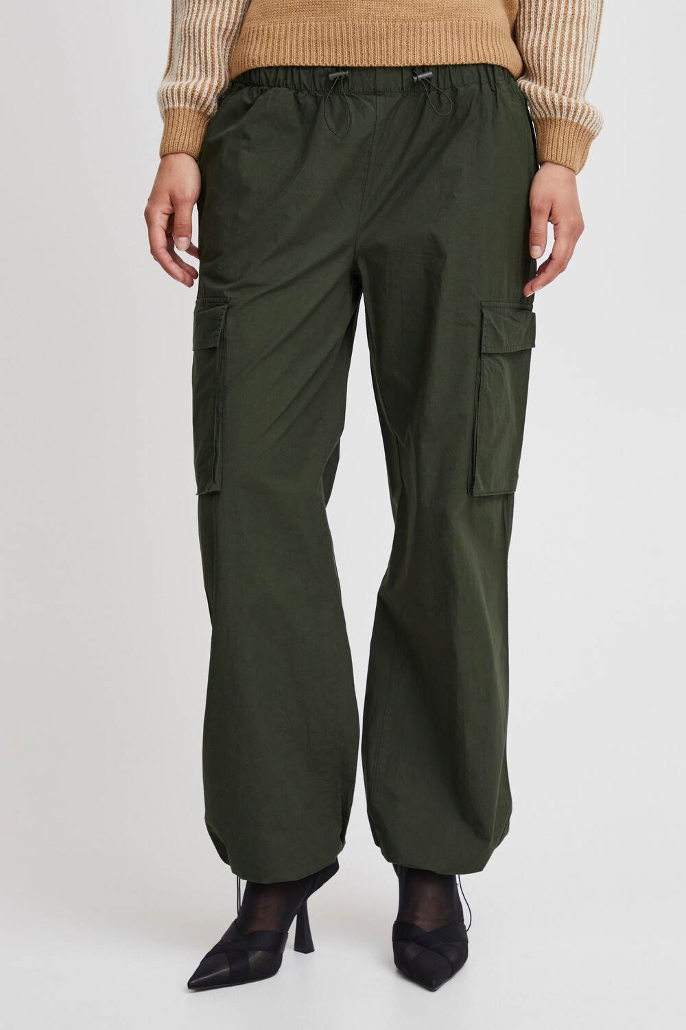 

Брюки b.young Cargohose BYDEMETE CARGO PANTS 20813434, зеленый