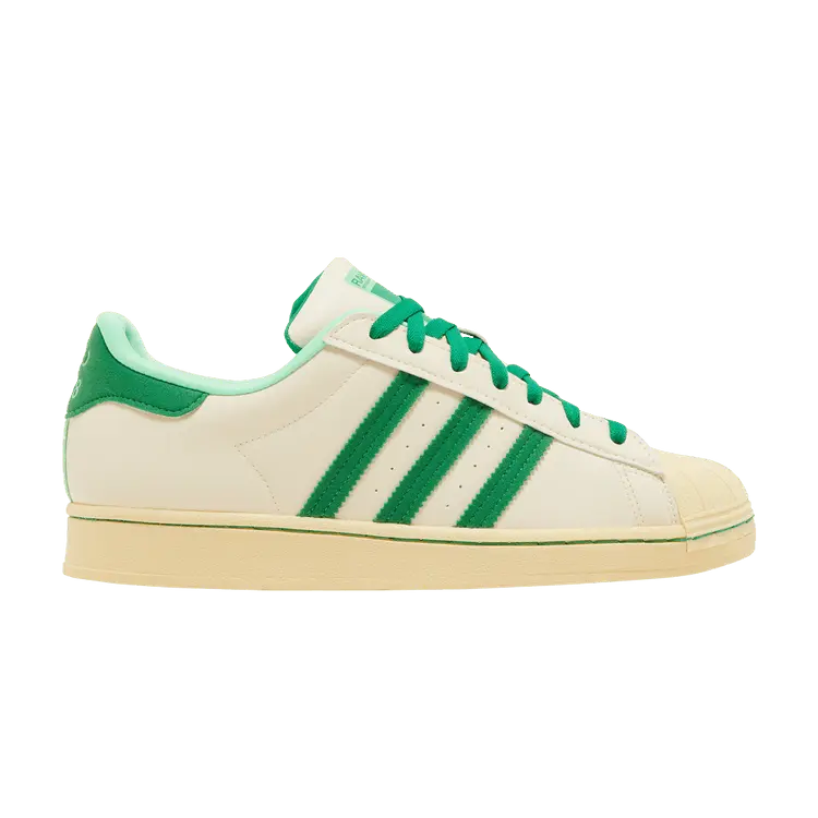 

Кроссовки adidas Ravi Restaurant x Superstar 'Ecru Tint Green', кремовый