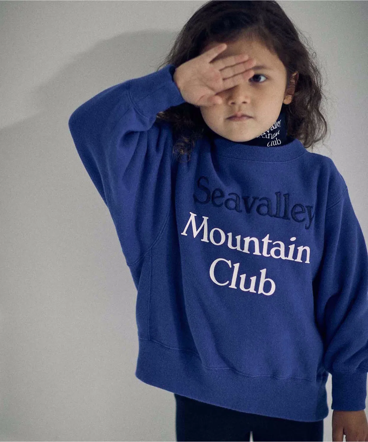 Свитшот с вышивкой Seavalley Mountain Club Champion кобальтово-синий