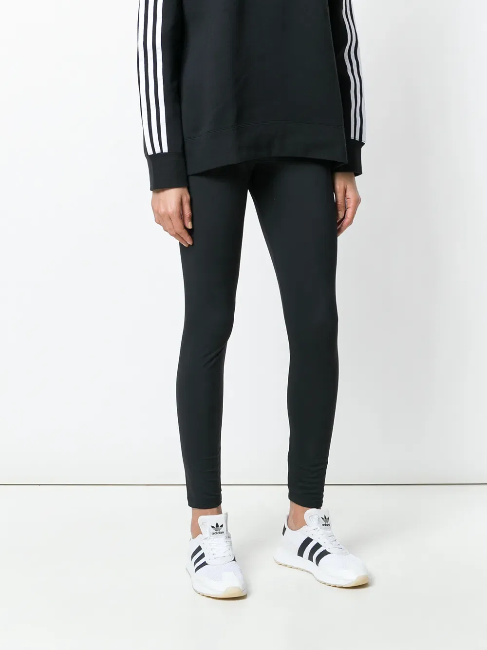 Леггинсы в полоску «трилистник» Adidas, черный — фото 3