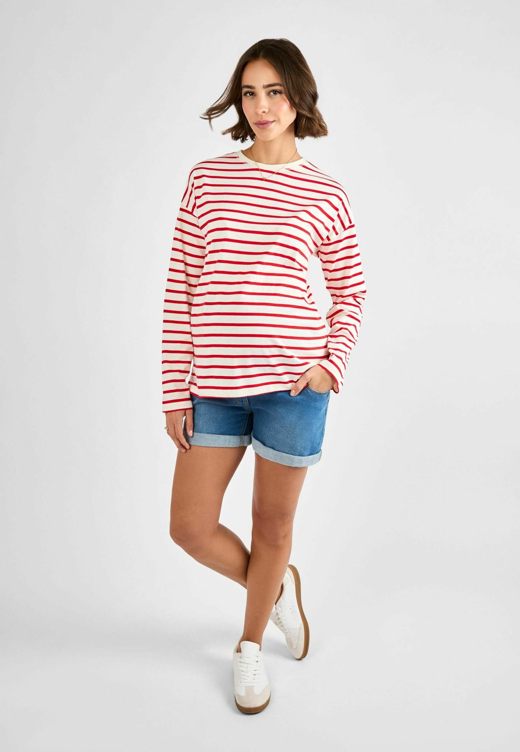 

Топ с длинными рукавами MATERNITY FIT - STRIPE LONG SLEEVE BOYFRIEND JoJo Maman Bébé, красный