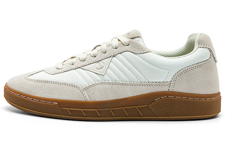 

Clarks Мужские повседневные туфли белого цвета