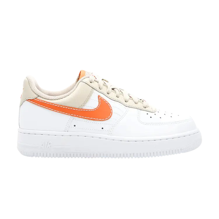 

Кроссовки Nike Wmns Air Force 1 '07 'Dark Orange', белый