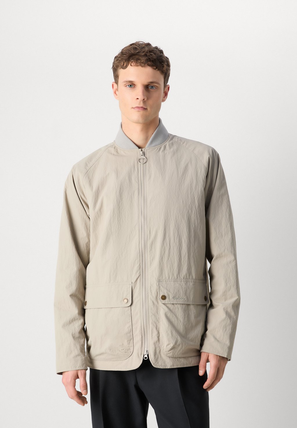 

Летняя куртка Beaumont Showerproof Jacket Barbour, бетон