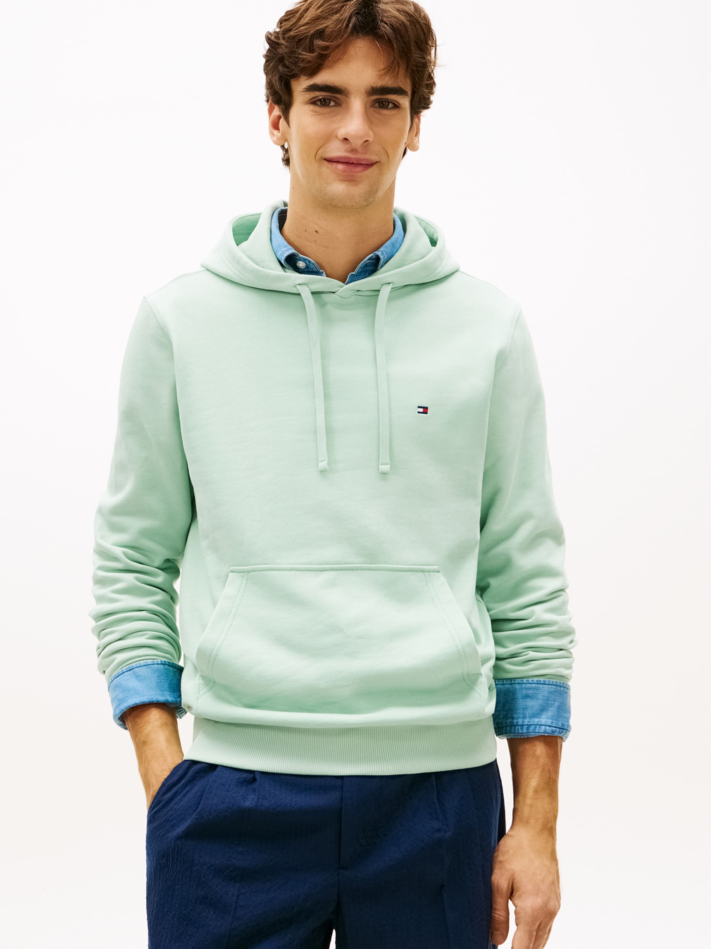 TOMMY HILFIGER Толстовка 'ESSENTIAL' в цвете Mint — фото 3