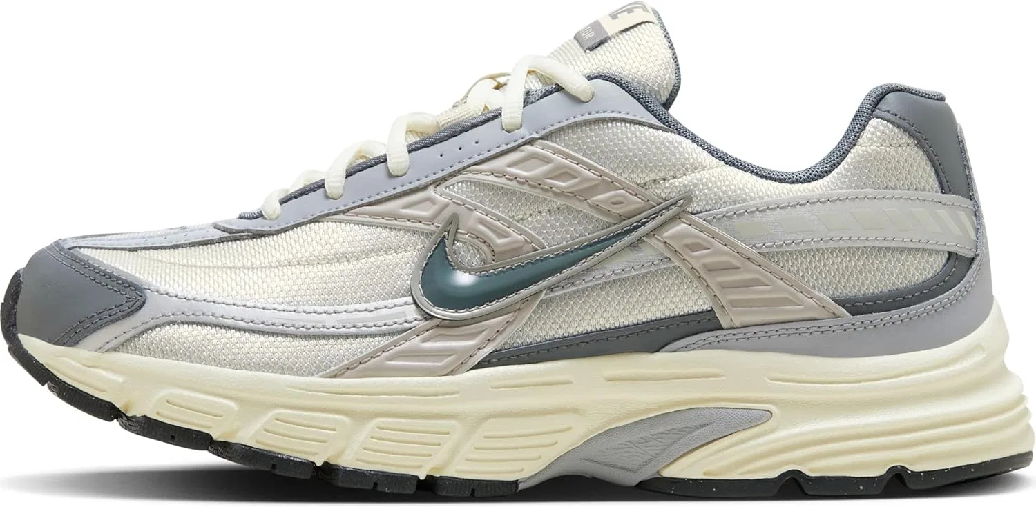Кроссовки Nike Herren Initiator Laufschuh, Light Bone Smoke Grey Coconut Milk