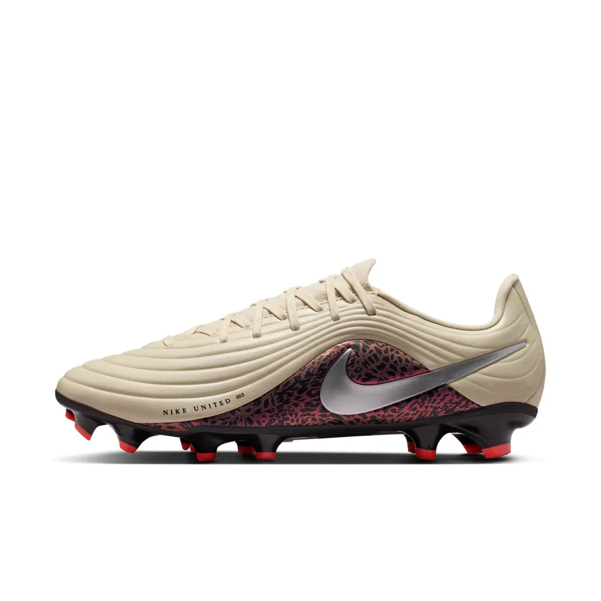 Мужские низкие футбольные бутсы United Tiempo Maestro Academy для различных типов покрытия Nike, коричневый