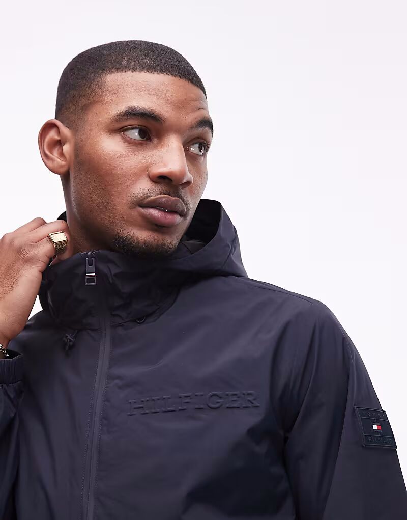 

Куртка-дождевик с капюшоном Tommy Hilfiger темно-синего цвета