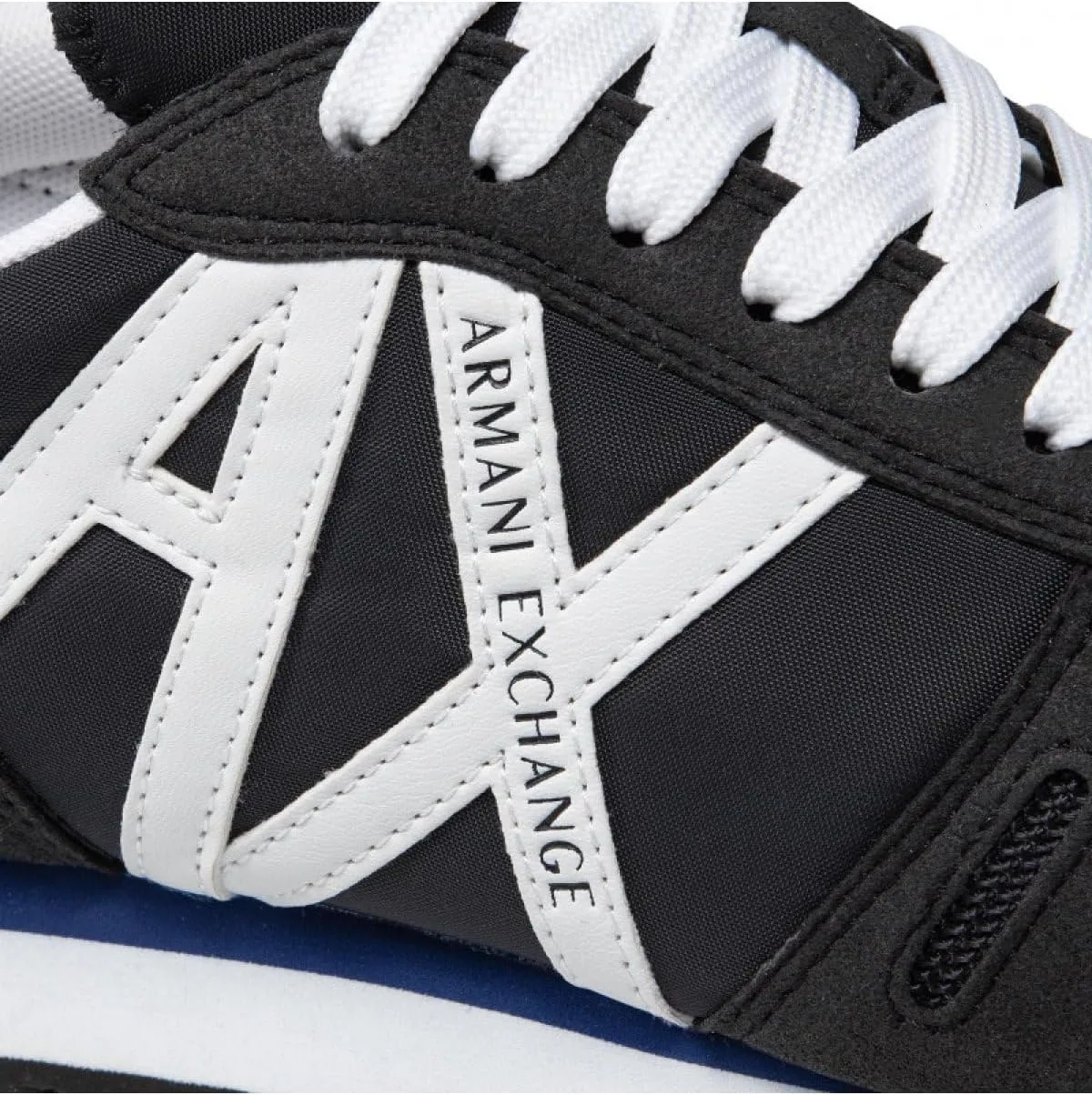 Мужские кожаные кроссовки Armani Exchange с низкой посадкой и шнуровкой, белый — фото 4