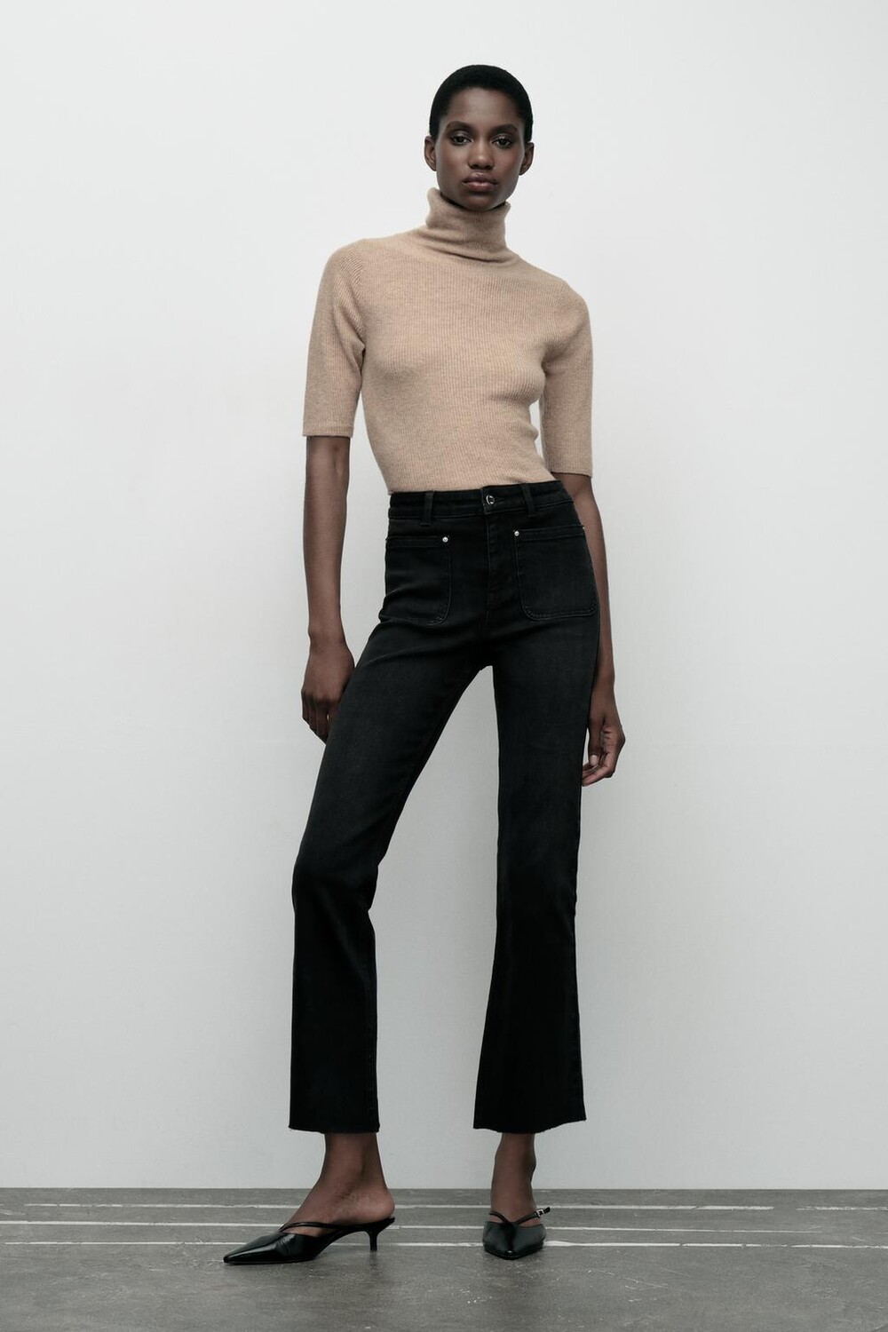 

Джинсы мини-клёш с высокой талией z1975 ZARA, черный