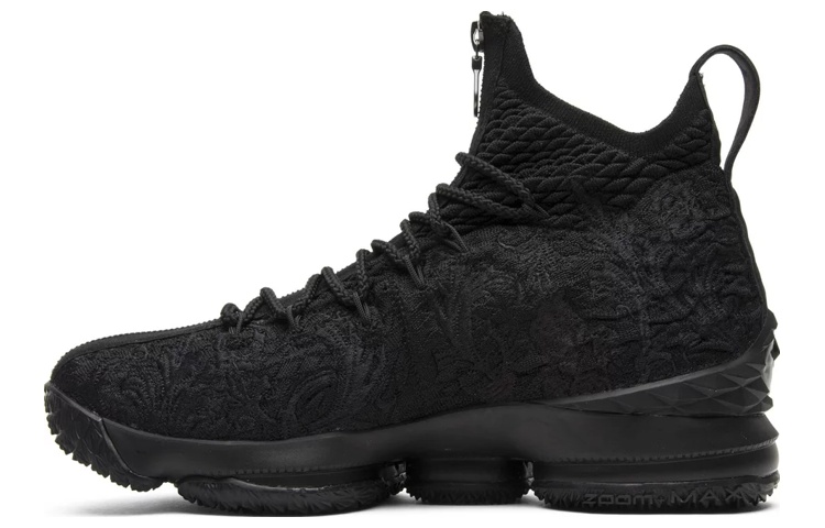 

Мужские баскетбольные кроссовки Nike Lebron 15