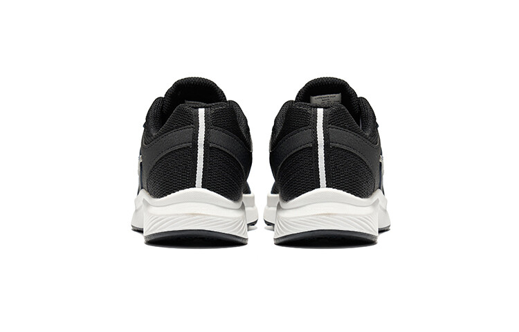 Кроссовки детские Cohesion KDZ Kids Low-top черного цвета Saucony, черный — фото 4