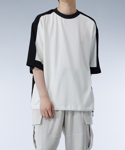 

Футболка летняя двухцветная, кремовая UNITED TOKYO