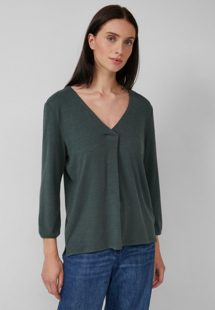 

Топ s.Oliver MIT V-AUSSCHNITT UND ELASTISCHEN BÜNDCHEN, Tannengrün/Dark Green
