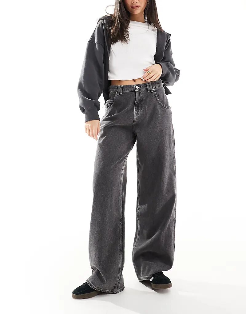 

Джинсы Daisy low baggy черного цвета Tommy Jeans