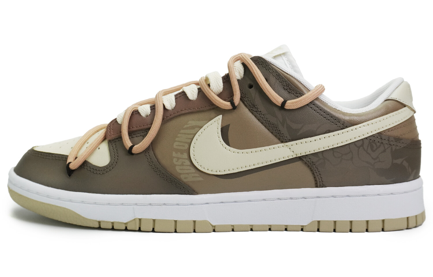 

Кроссовки Nike Dunk Skateboarding Shoes Women's Low-top Brown/yellow, цвет Chestnut