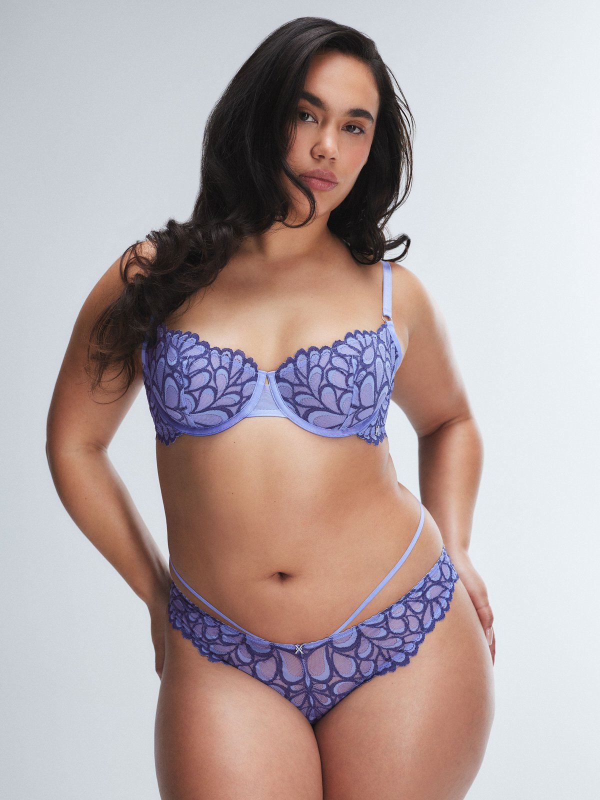 

Бюстгальтер балконет Savage X Fenty Savage Not Sorry Unlined Lace, цвет Purple Prism/Dark & Stormy Blue