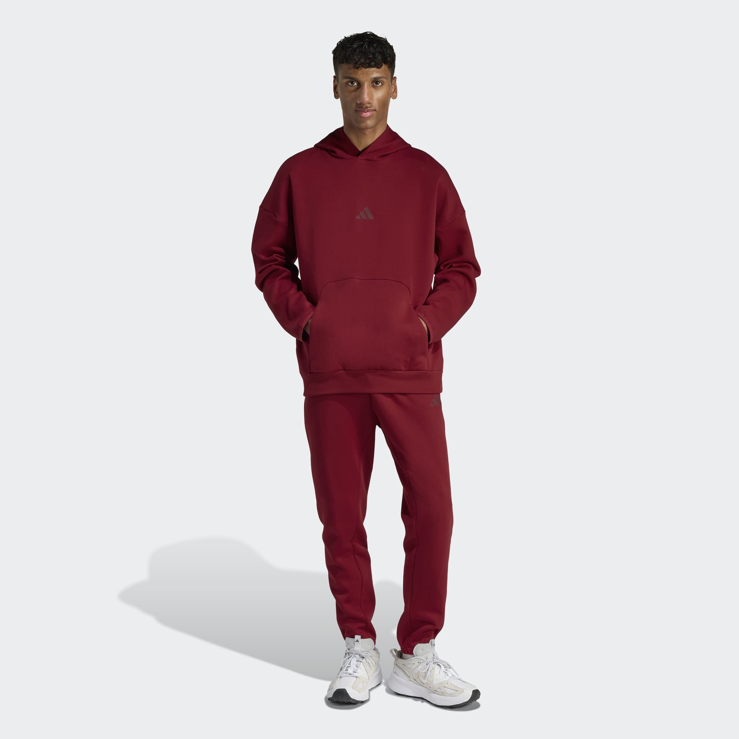 Adidas Sportswear Спортивный свитшот в темно-красном цвете — фото 4