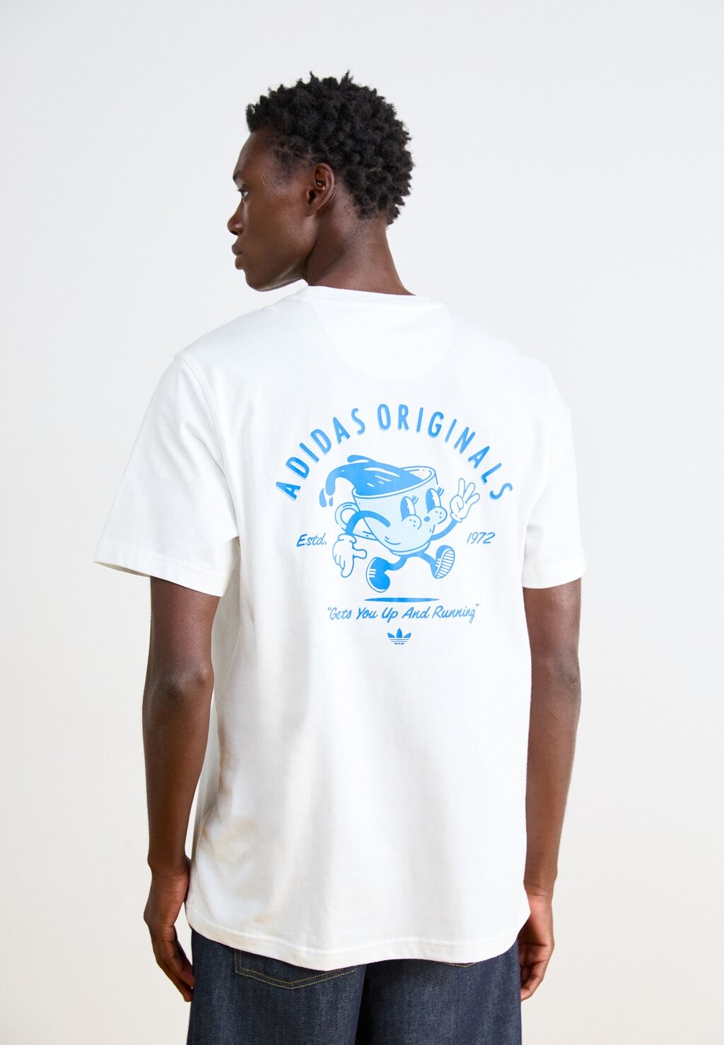 

Футболка с принтом COFFEE CLUB TEE adidas Originals, белый