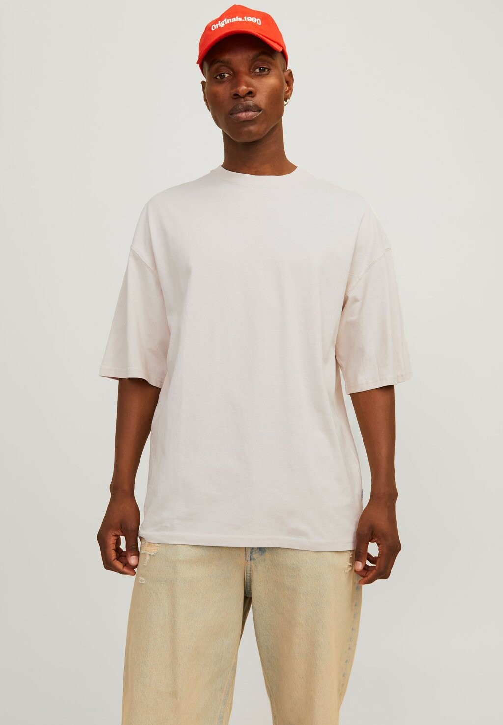 

Простая футболка JJECHARGE TEE Jack & Jones, цвет Moonbeam