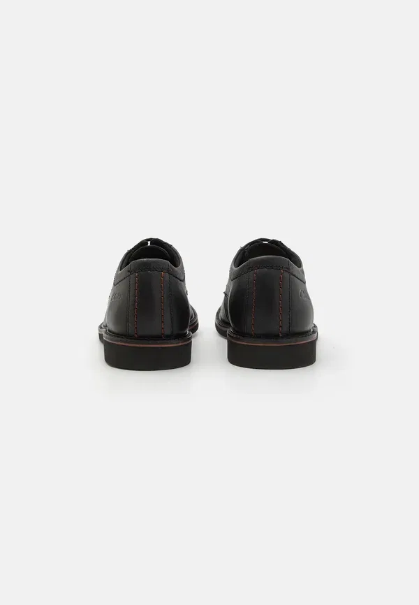 Ботинки Atticus smart lace ups Clarks, черный — фото 3