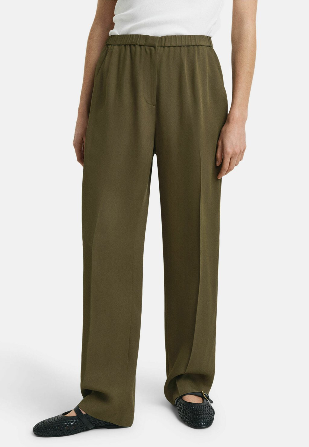 

Брюки GANT, цвет Moss Green