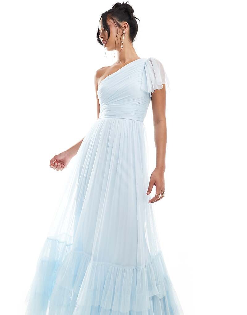 

Небесно-голубое платье макси из тюля на одно плечо с кружевом и бусинами Bridesmaid Madison