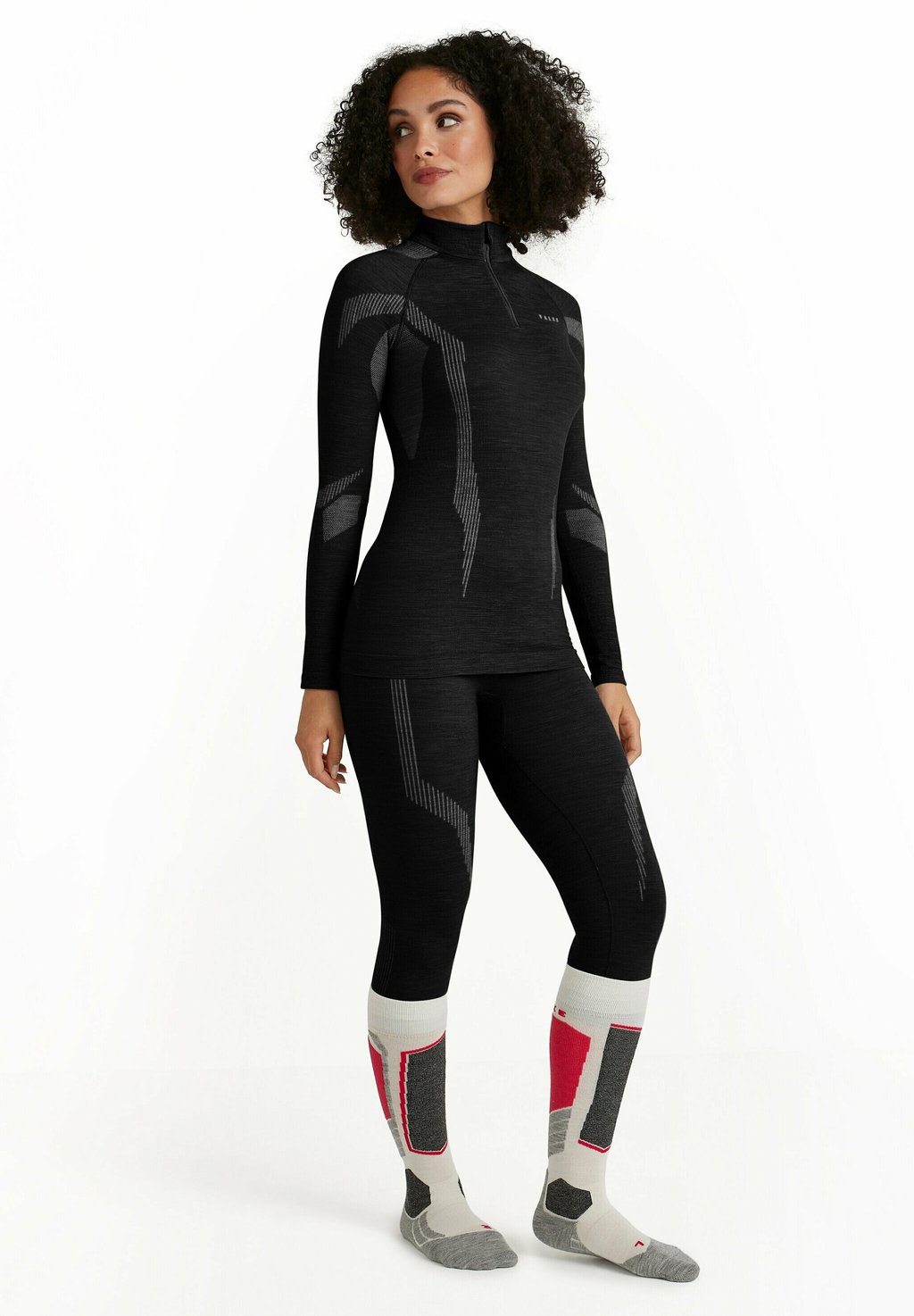 

Нижняя рубашка TECH LONGSLEEVE ZIP FOR COLD TO VERY COLD CONDITIONS FALKE, черный