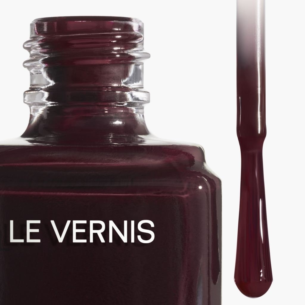Лак для ногтей Le vernis nail polish Chanel, nr. 155 rouge noir, 13 мл — фото 3