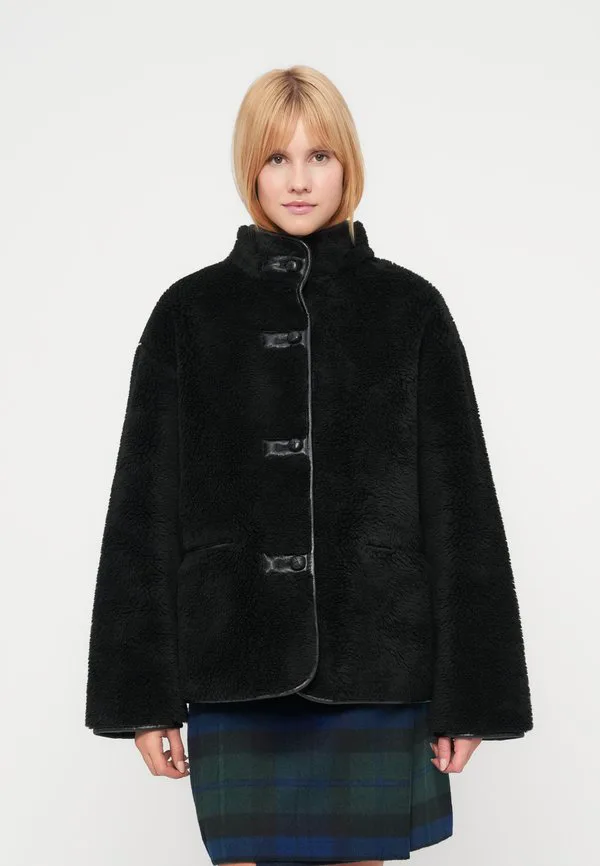 Зимняя куртка на пуговицах Gap, True Black
