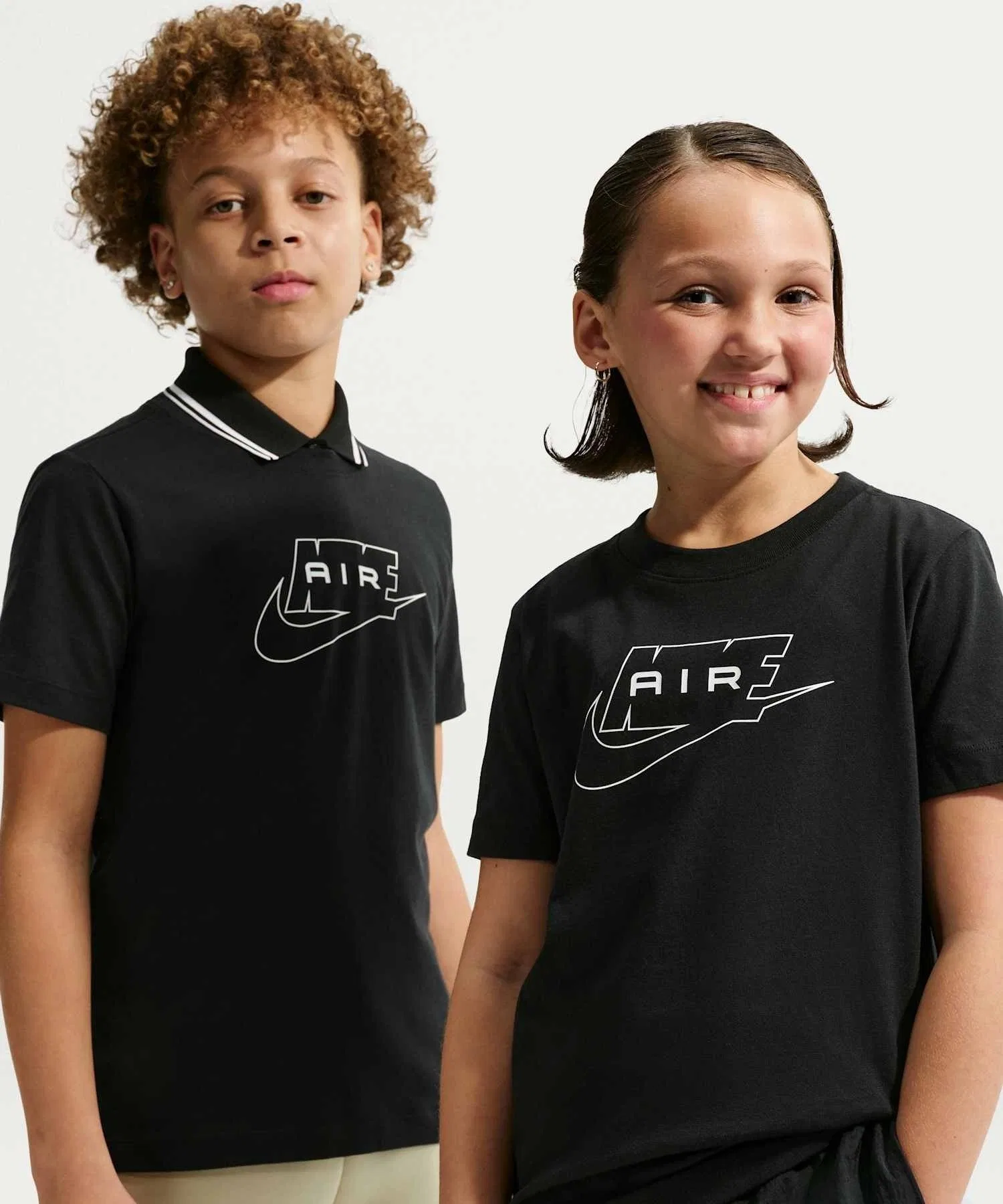 Детская футболка Nike Sportswear Big Kids' T-Shirt II0287-010