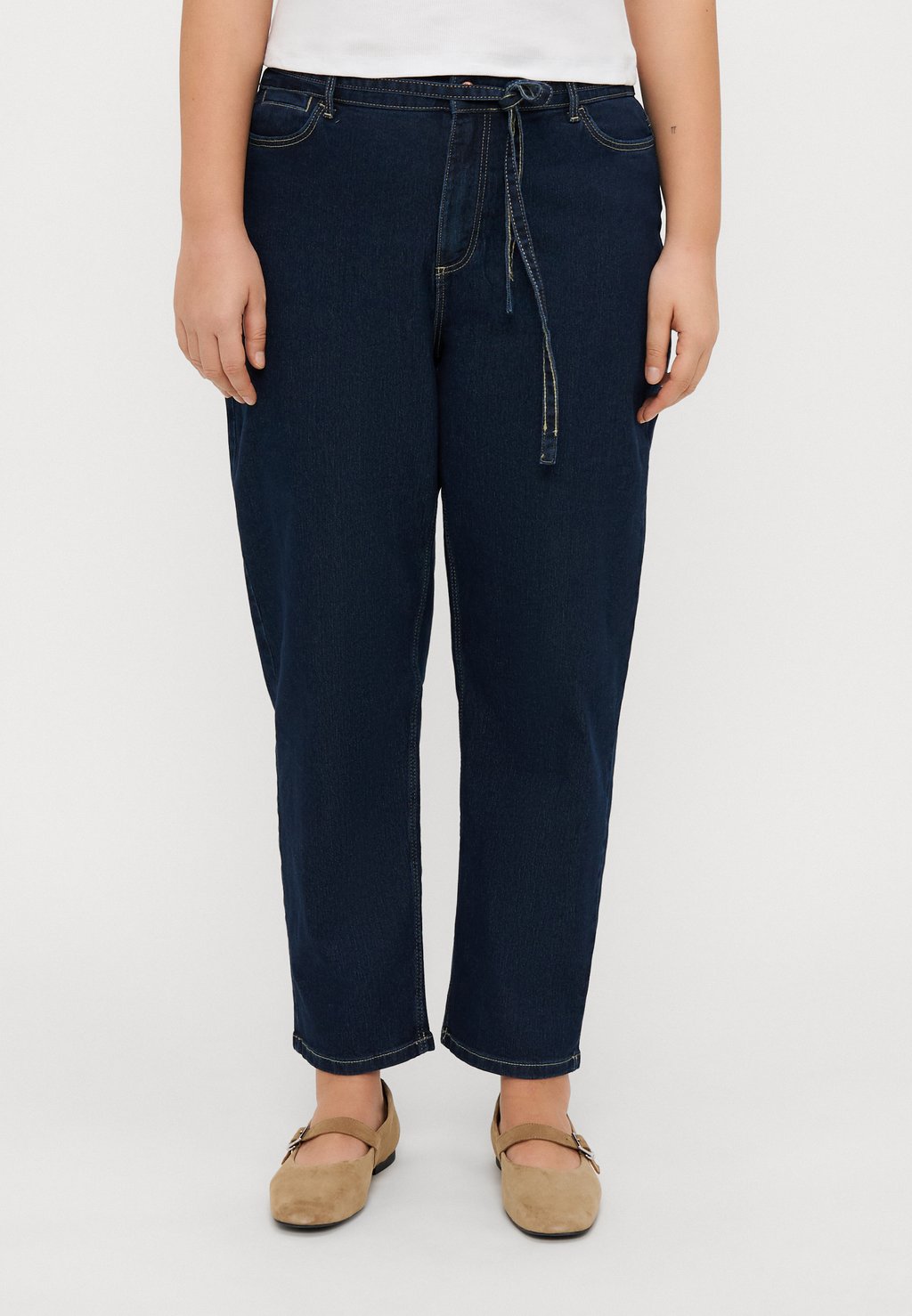 

Джинсы свободного кроя VMCLIA BARREL Vero Moda Curve, деним