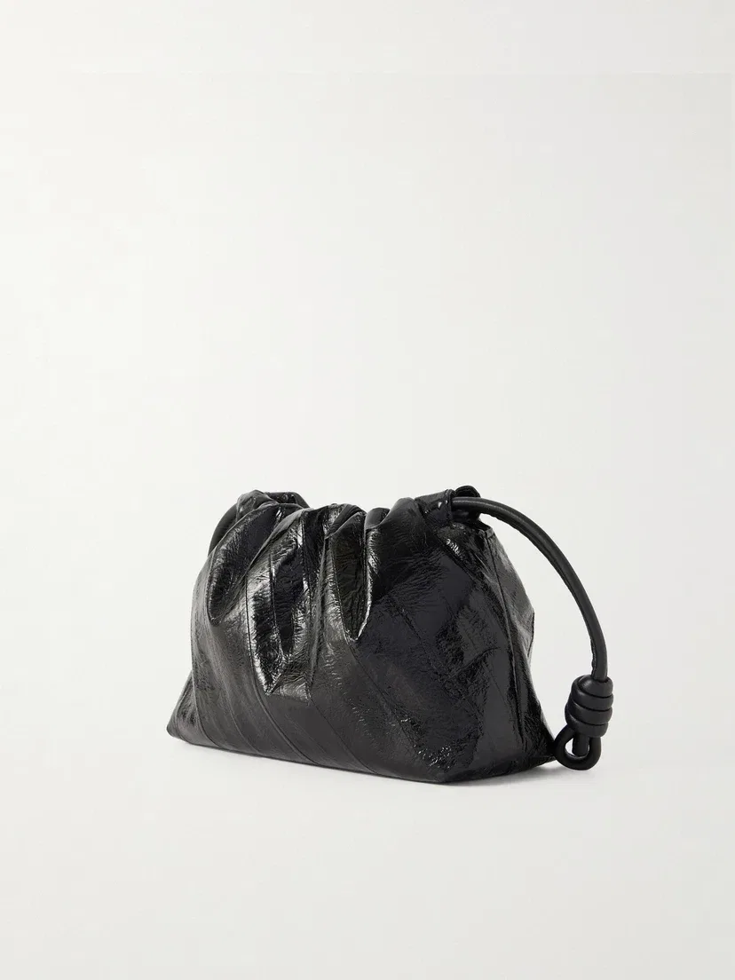 Клатч Flamenco mini из кожи угря жатой выделки с кожаной отделкой LOEWE, черный — фото 4