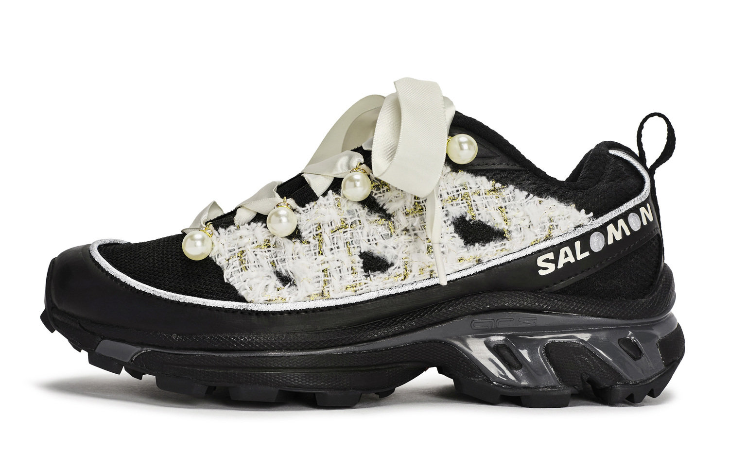 

XT 6 обувь для альпинизма и пеших походов унисекс низкие Black/Beige SALOMON, черный бежевый