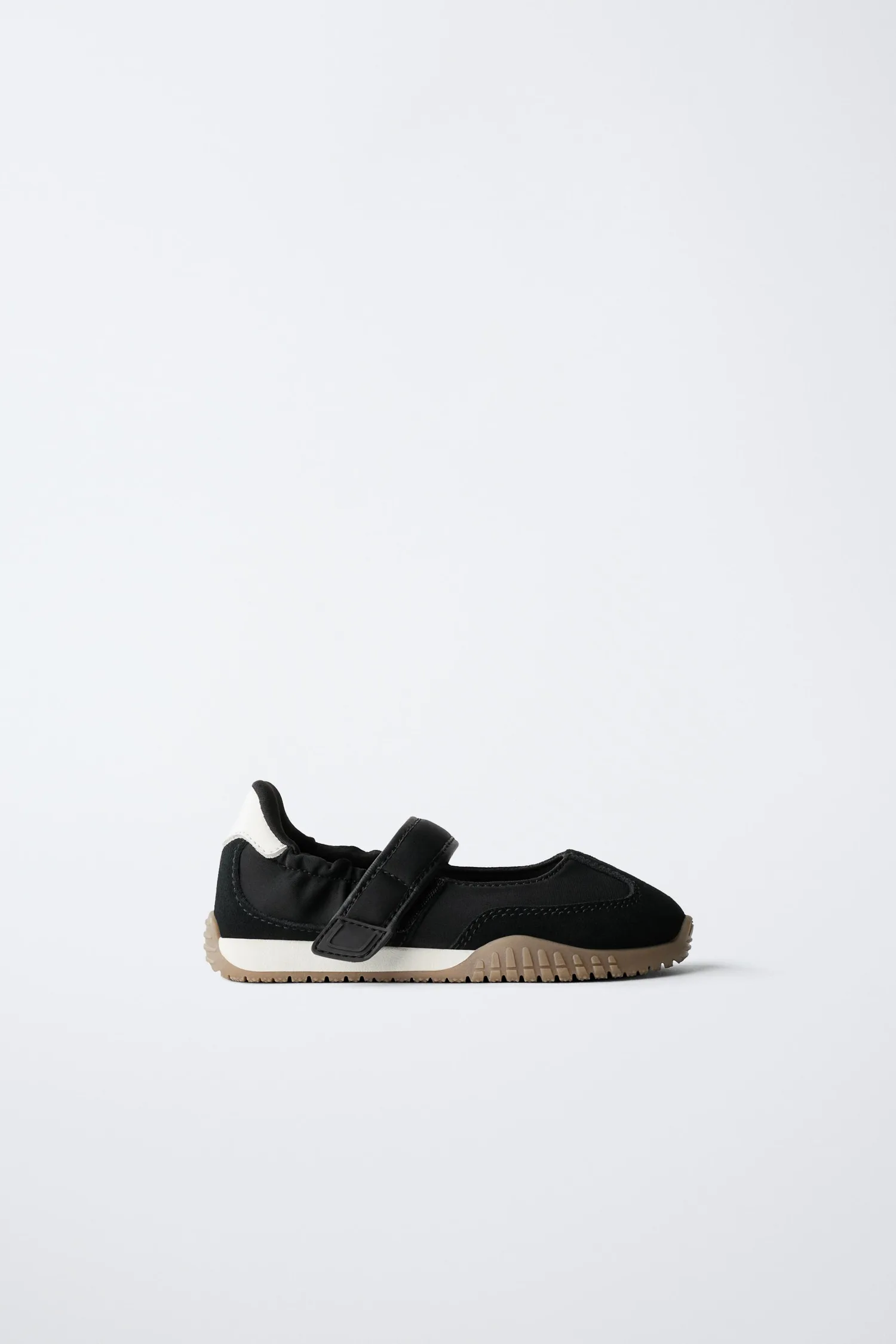 Рок-балетные туфли для спорта Zara, черный
