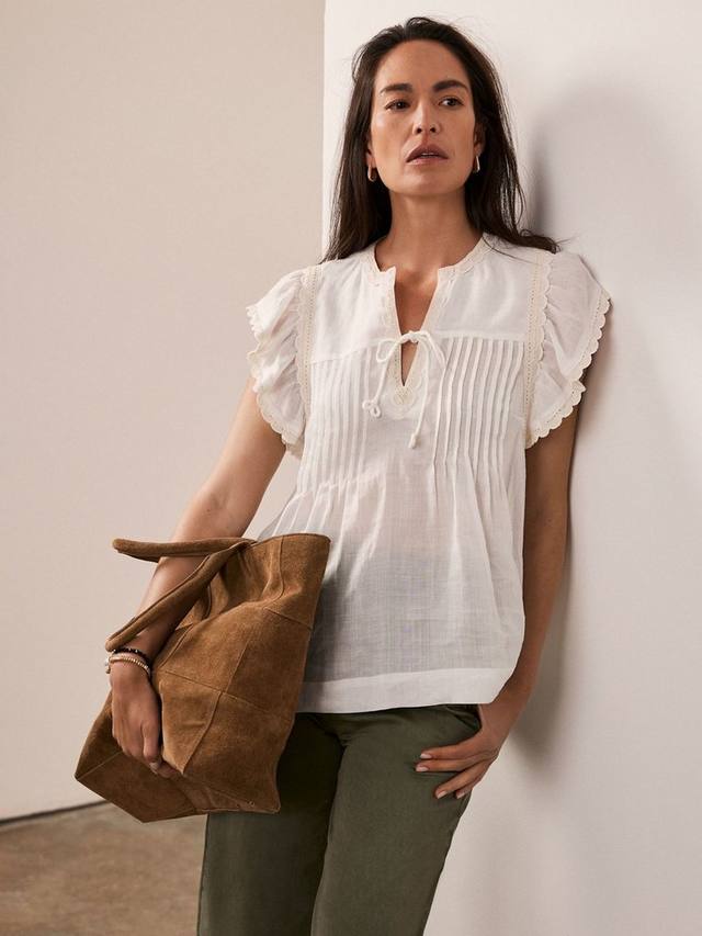 

Блузка с рукавами-фонариками и защипами Mint Velvet, White Ivory