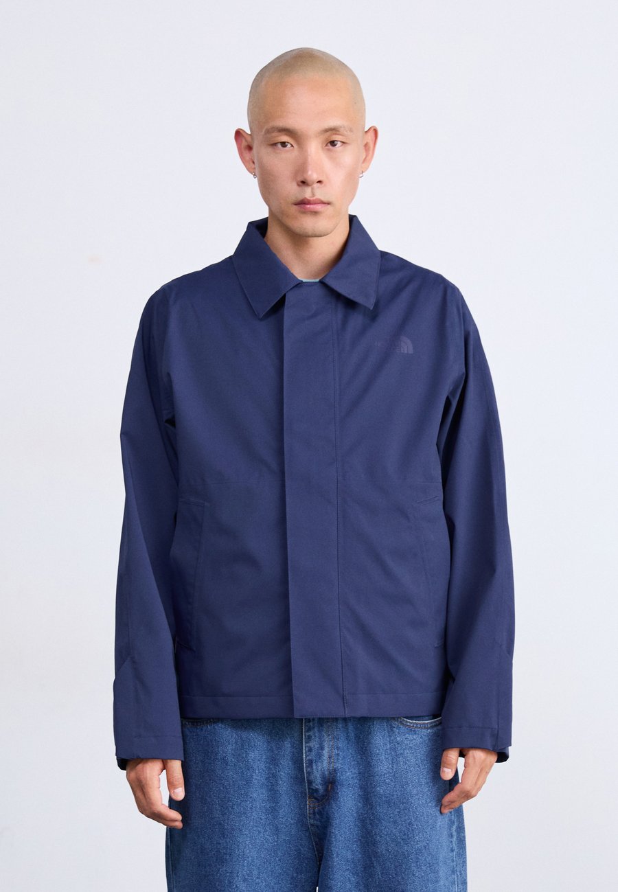 

Куртка The North Face CITY TRICLIMATE 2-IN-1, Summit Navy/Dark Blue