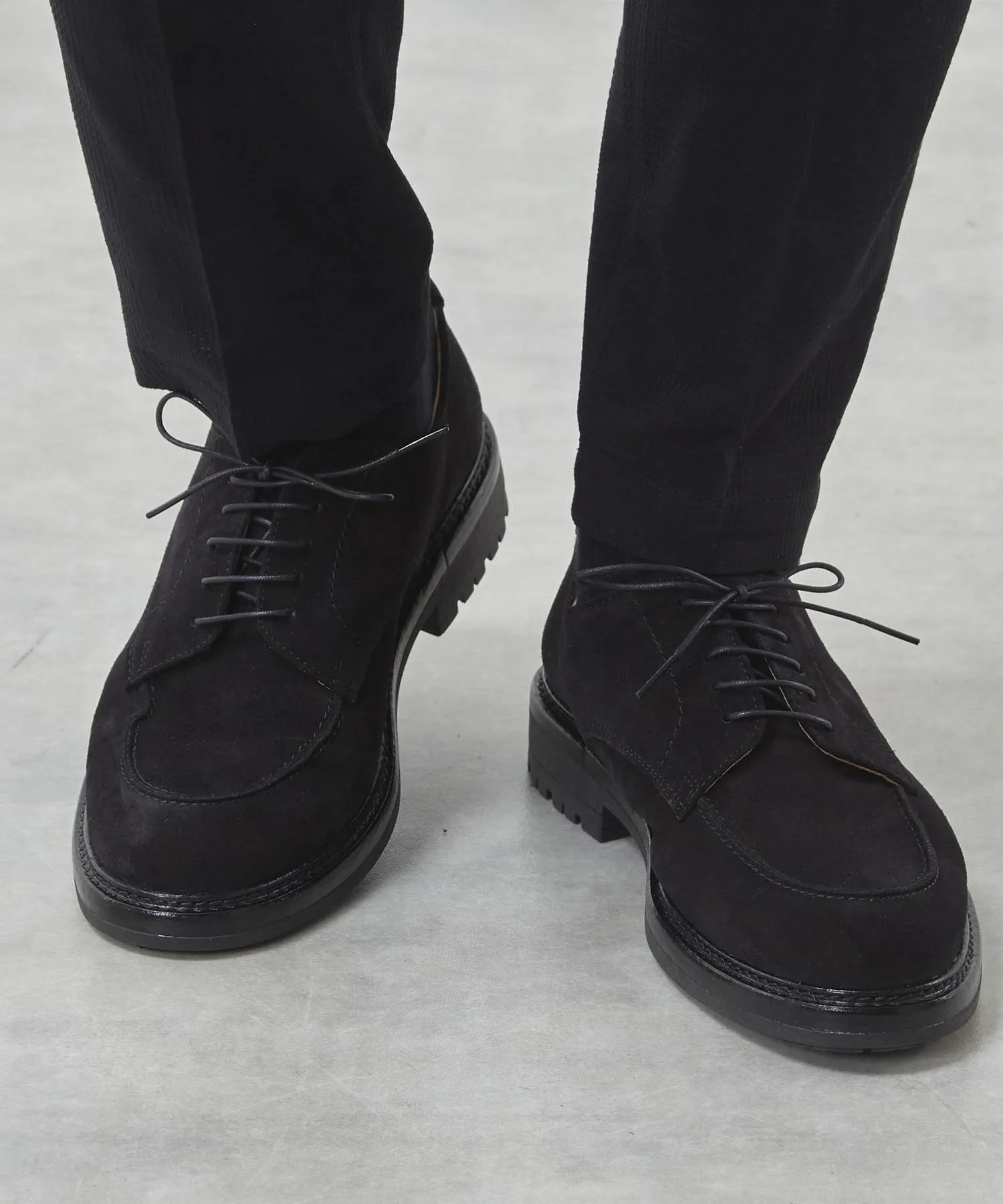 Мужские туфли U-образный мыс из кожи Round U Tip Leather Shoes MEN'S MELROSE чёрные