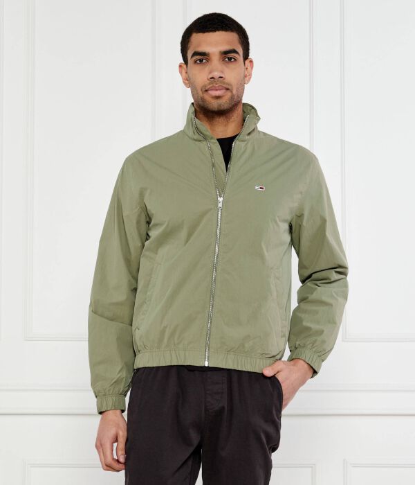 

Куртка Regular fit Tommy Jeans, зеленый