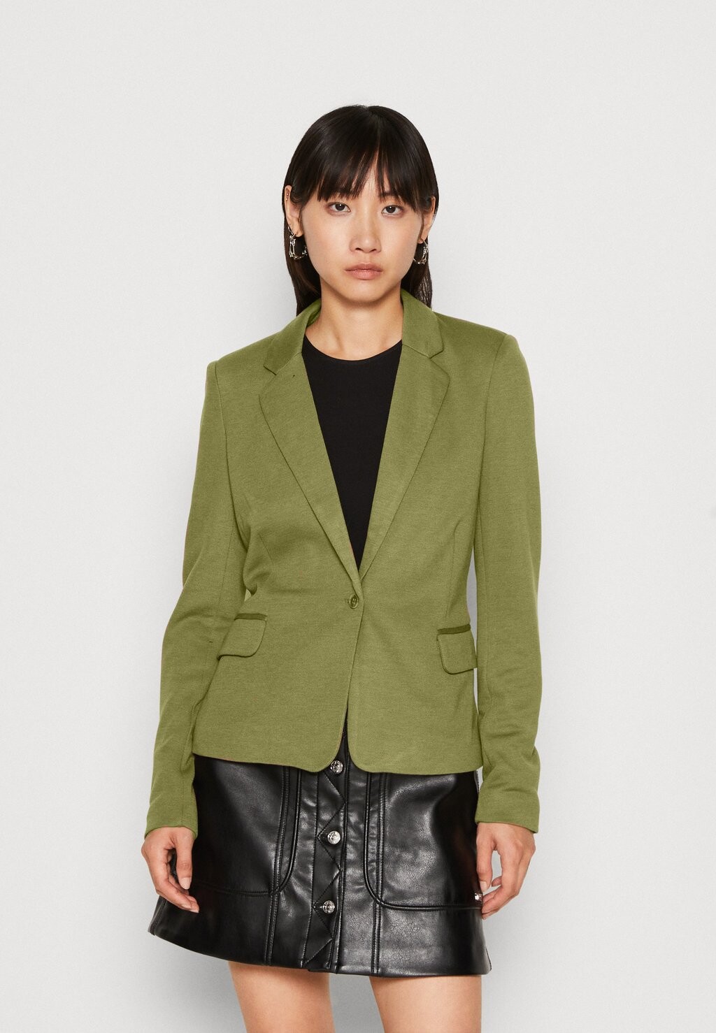 

Блейзер Vero Moda VMSUMIJULIA CLASSIC, цвет capers
