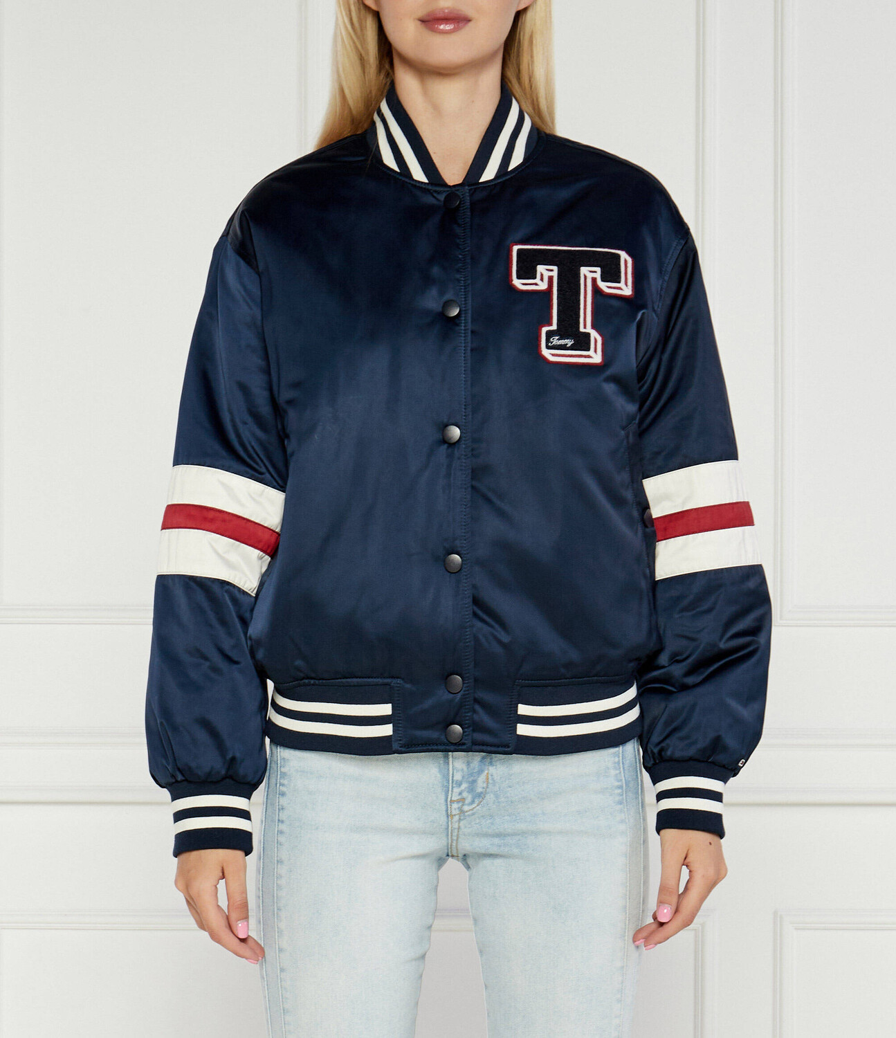 

Куртка Tommy Jeans Relaxed fit, темно-синий