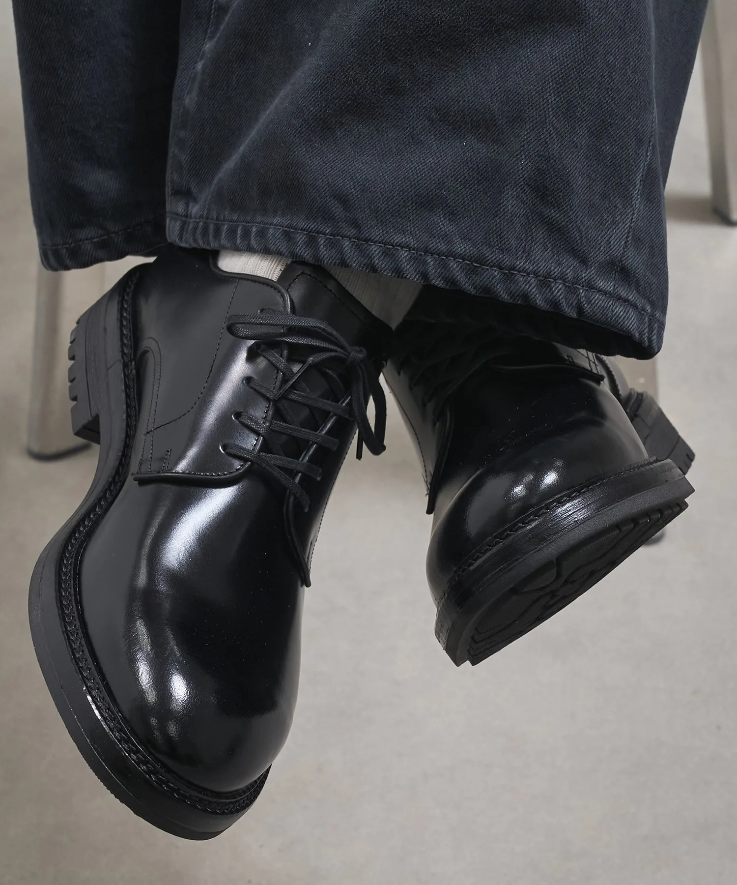 Мужские туфли из водоотталкивающей кожи Scotchgard Leather Plain Toe PUBLIC TOKYO чёрные — фото 2