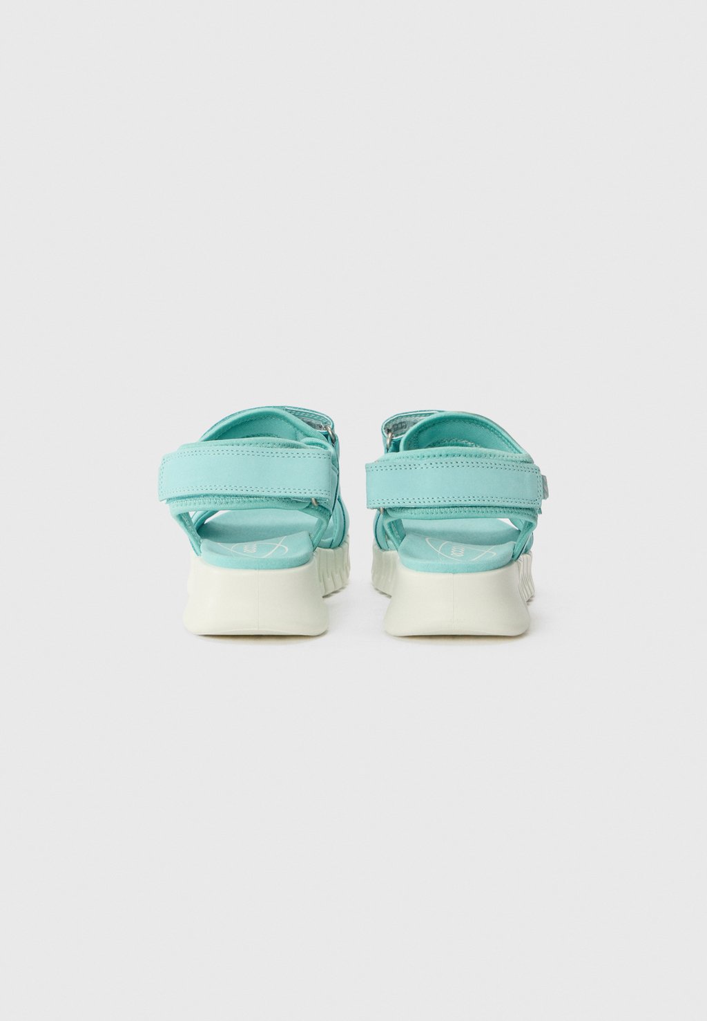 Босоножки на танкетке GRUUV - Ankle cuff sandals ECCO, светло-голубой — фото 3