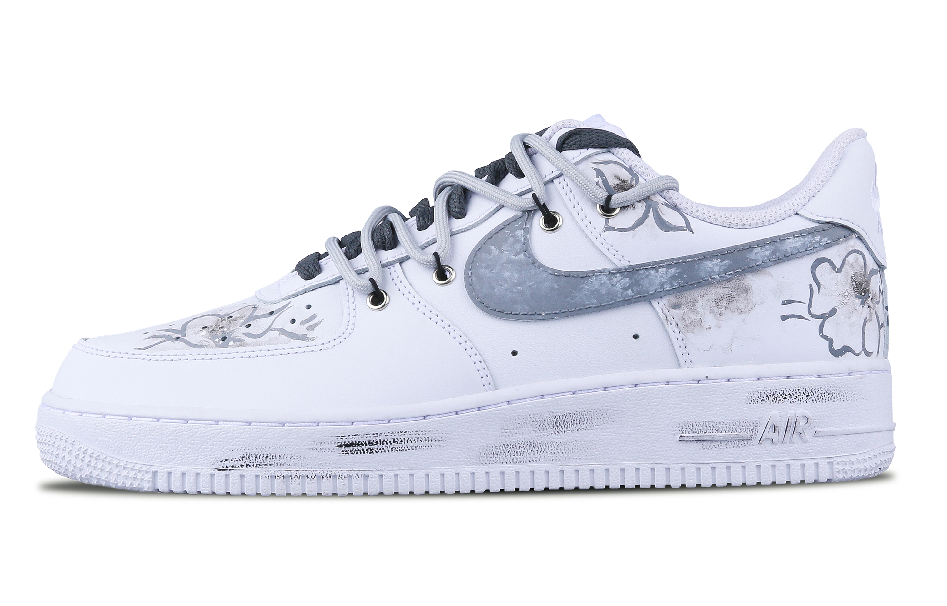 

Женские кроссовки для скейтбординга Nike Air Force 1, Light Gray