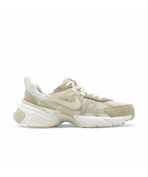 Женские кроссовки NIKE WMNS V2K RUN бежевые — фото 3