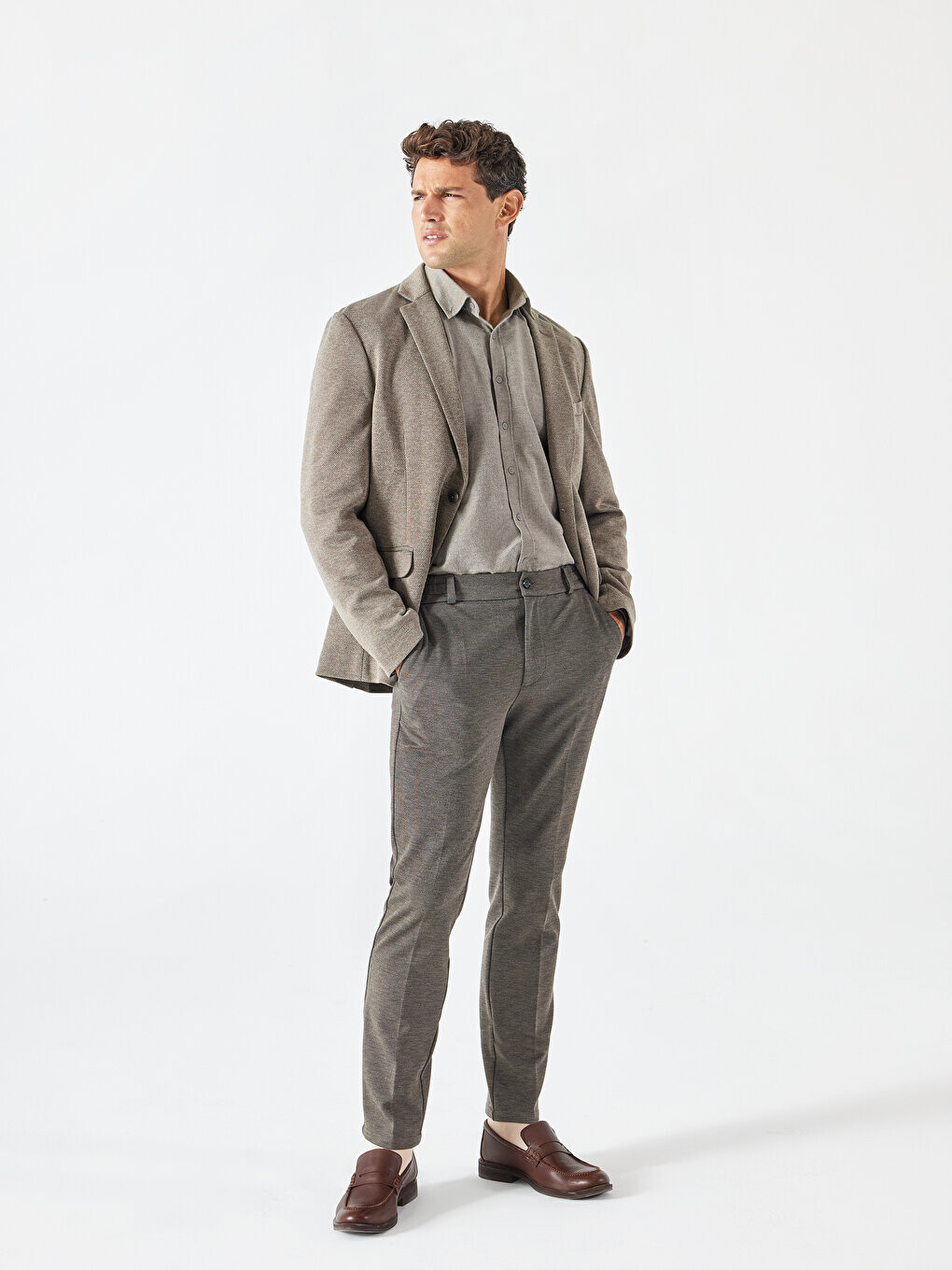 

Мужская габардиновая рубашка Slim Fit с длинным рукавом LCWAIKIKI Classic, бежевый меланж