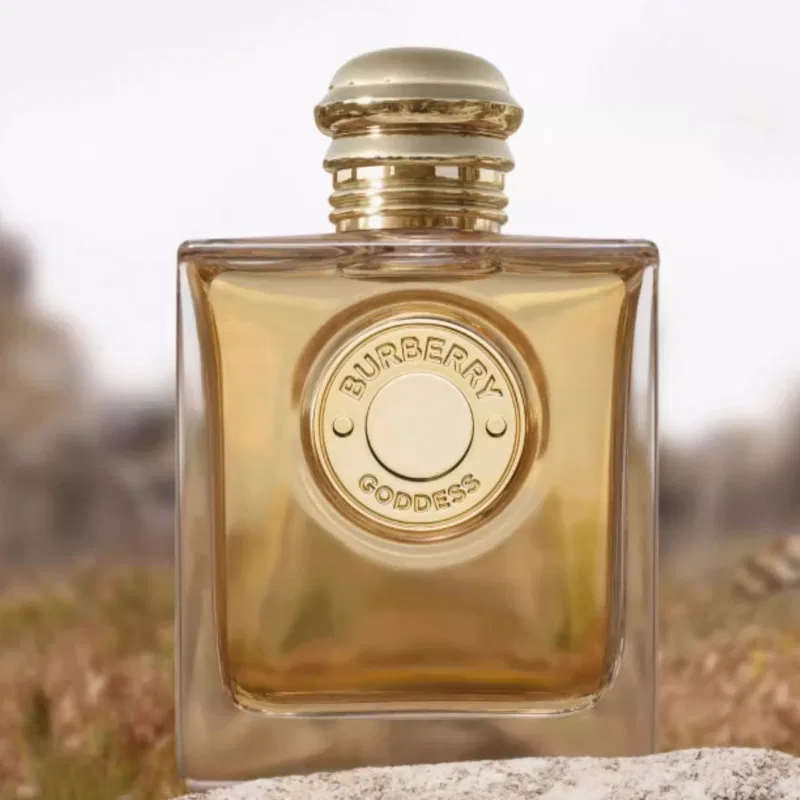 Набор парфюмерный Burberry Goddess Eau De Parfum 50 мл + лосьон для тела 75 мл — фото 4