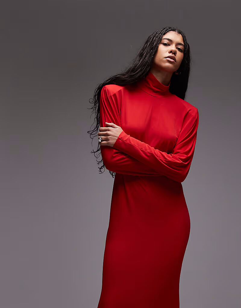 

Платье макси ASOS DESIGN облегающего кроя с рукавами «летучая мышь» и высоким воротом красного цвета