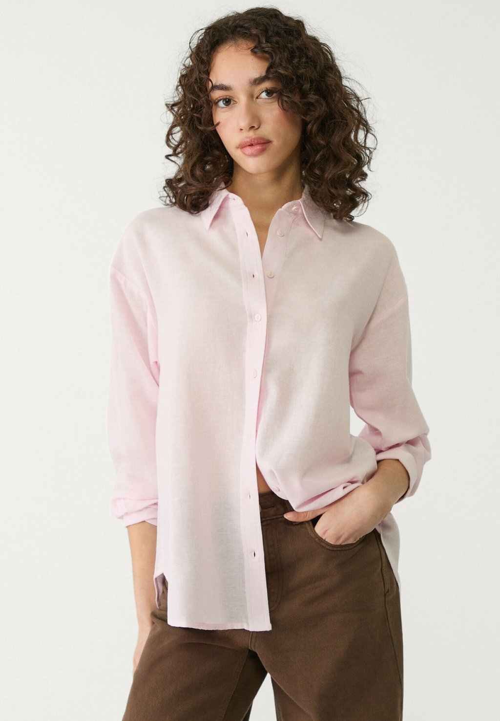 

Блузка на пуговицах RUSTIKALES DAILY Stradivarius, цвет Mottled Pink