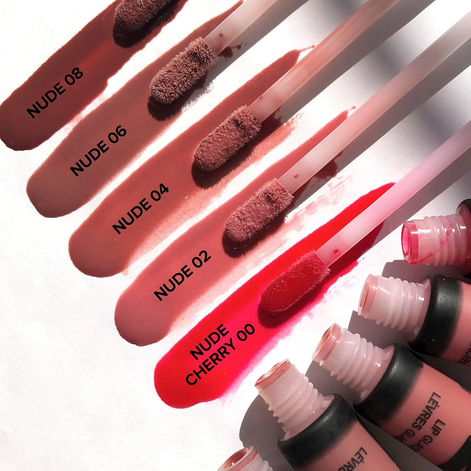 Блеск для губ Nudestix Lip Glace - увлажняющий тонирующий блеск для губ с пептидами, придающими объем и блеск | Веганский, без консервантов и экологически чистый блеск для губ, nude04 — фото 4
